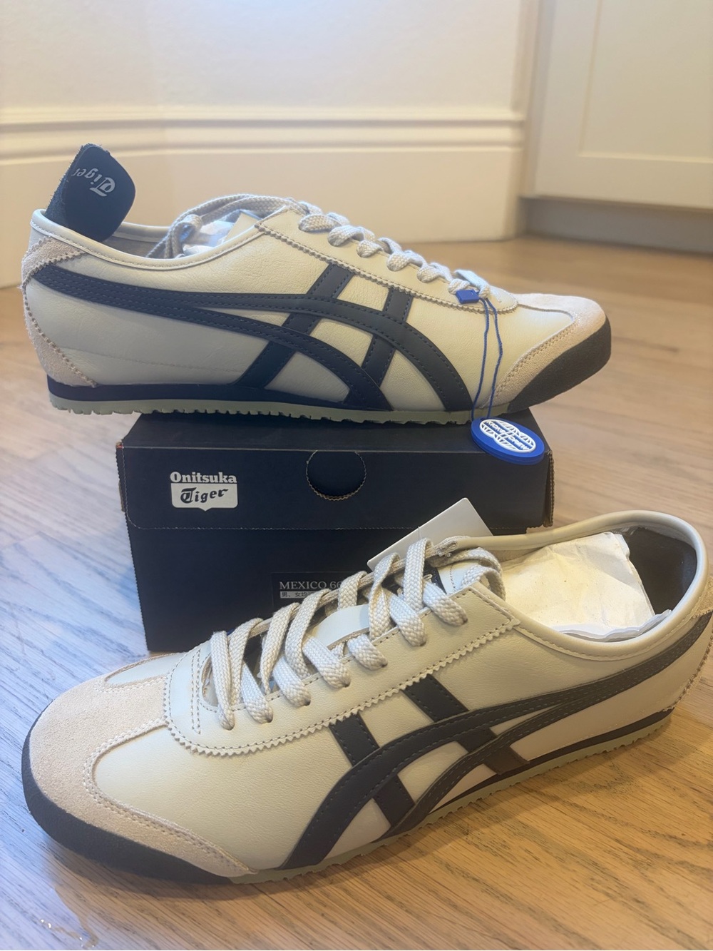Onitsuka Tiger by Asics Men's Cream and Black Mexico 66 Sneakers